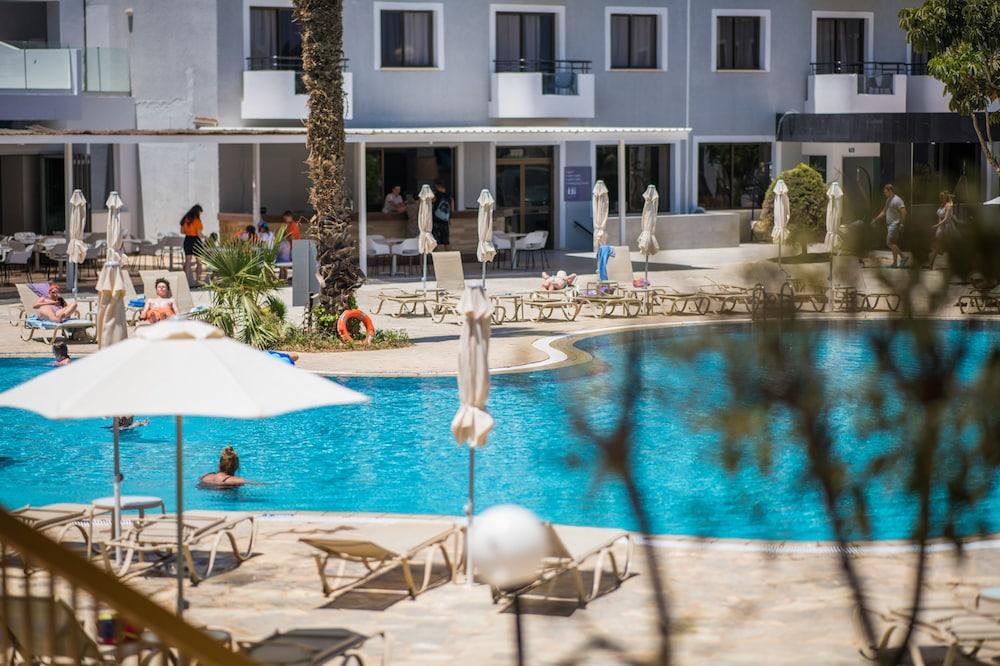 Narcissos Waterpark פרוטאראס