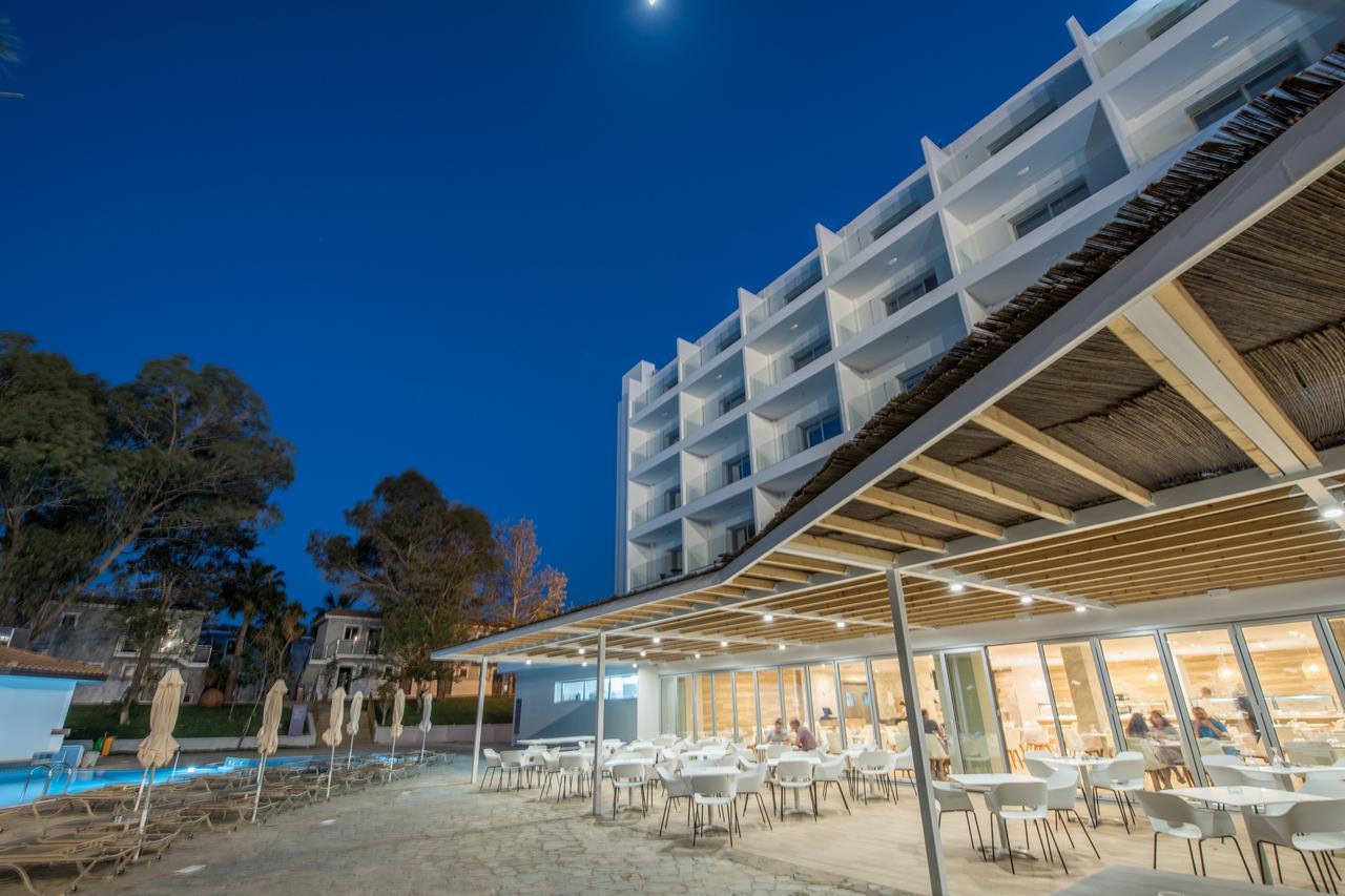Narcissos Waterpark 4* פרוטאראס