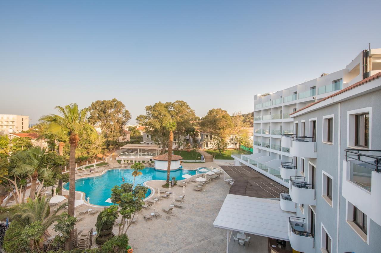 מלון דירות Narcissos Waterpark
